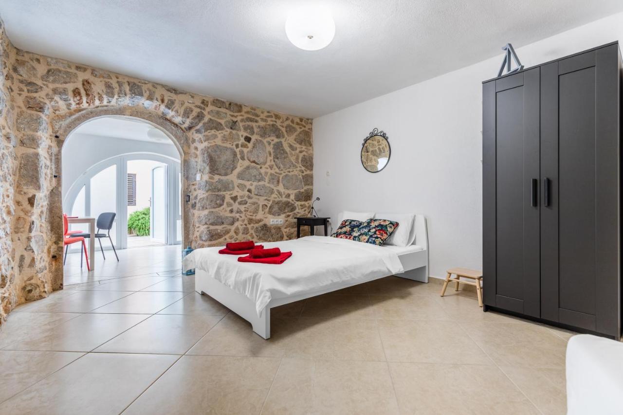 Apartman Otto Punat Exteriér fotografie